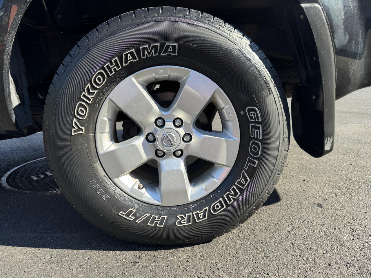 Nissan Frontier 4WD Crew Cab SWB Auto SV 2011