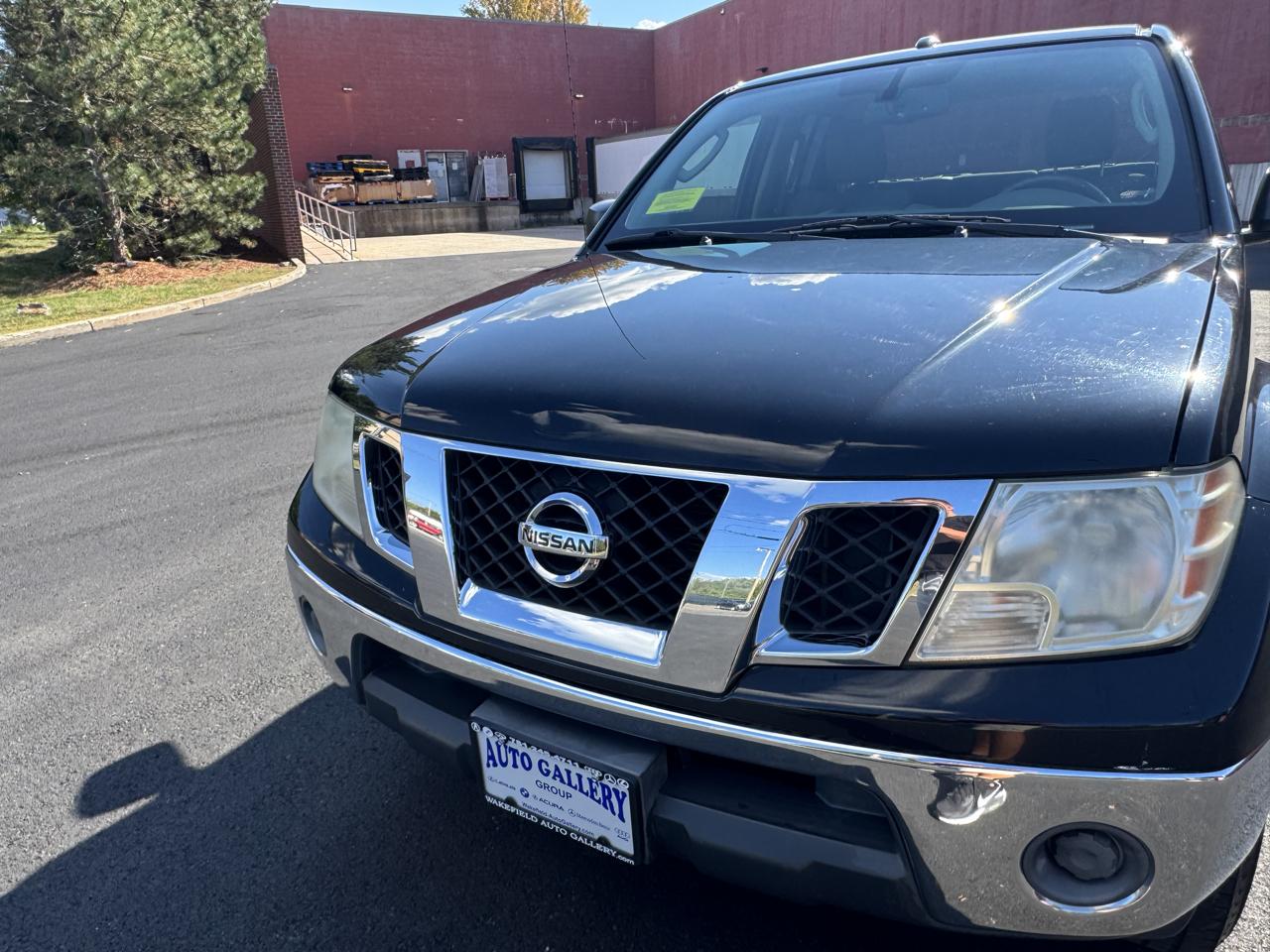 Nissan Frontier 4WD Crew Cab SWB Auto SV 2011