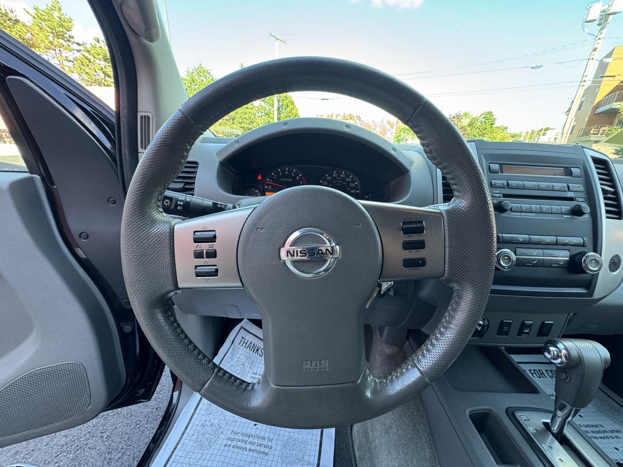 Nissan Frontier 4WD Crew Cab SWB Auto SV 2011