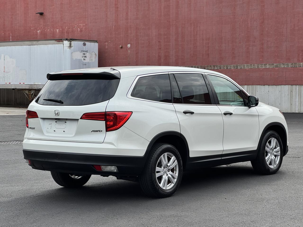 Honda Pilot LX AWD 2018