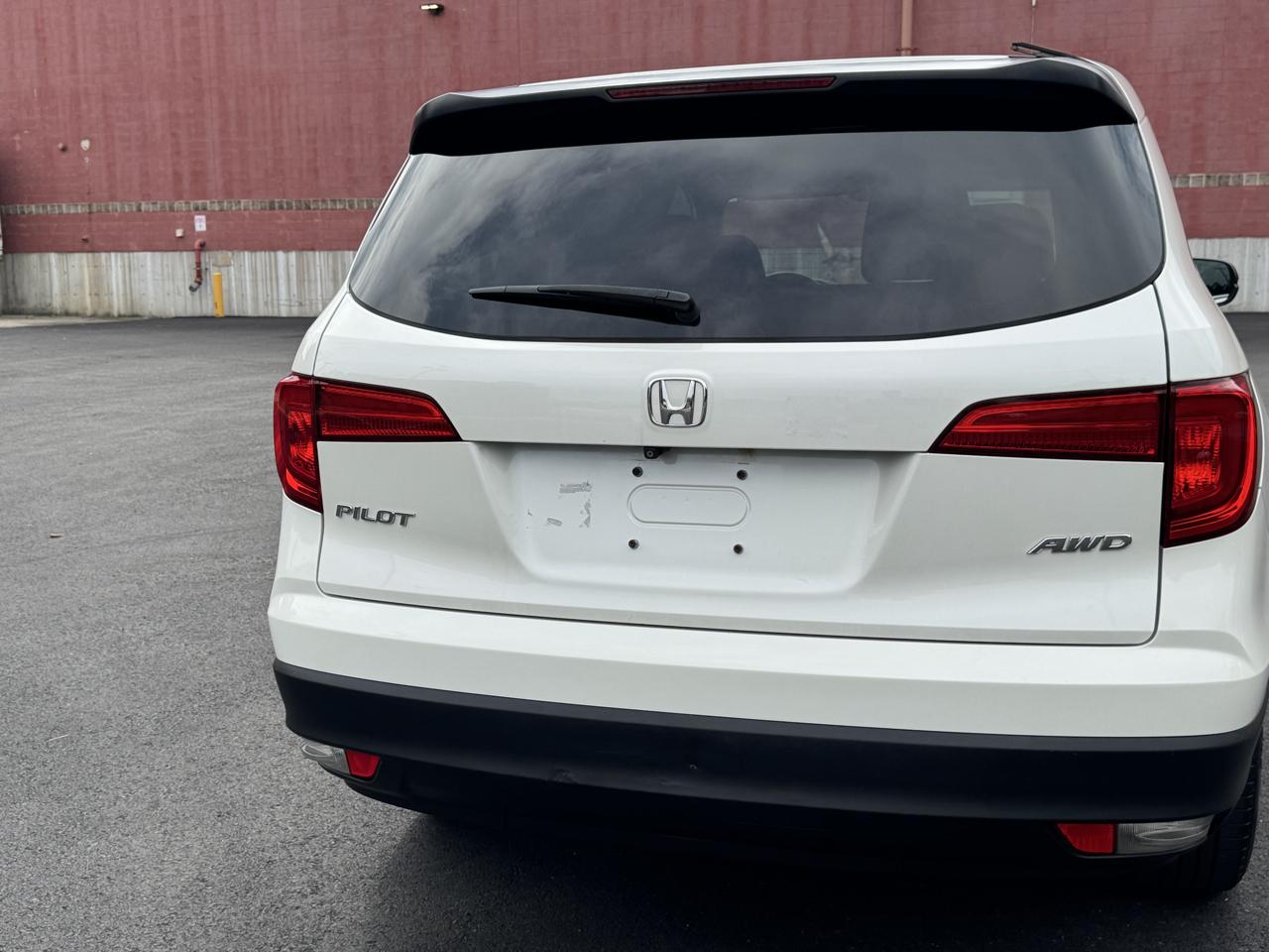 Honda Pilot LX AWD 2018