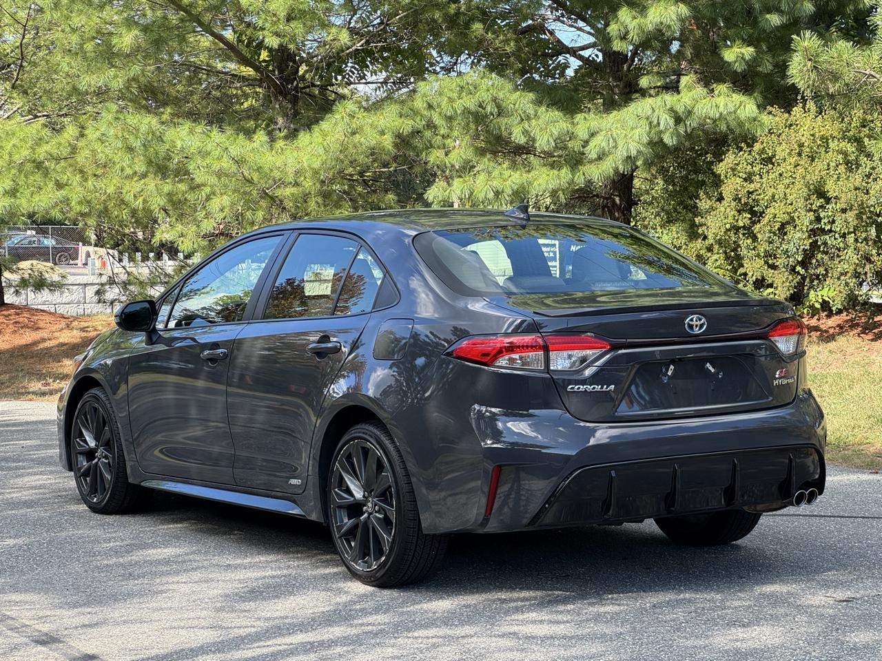 Toyota Corolla Hybrid LE AWD (Natl) 2024