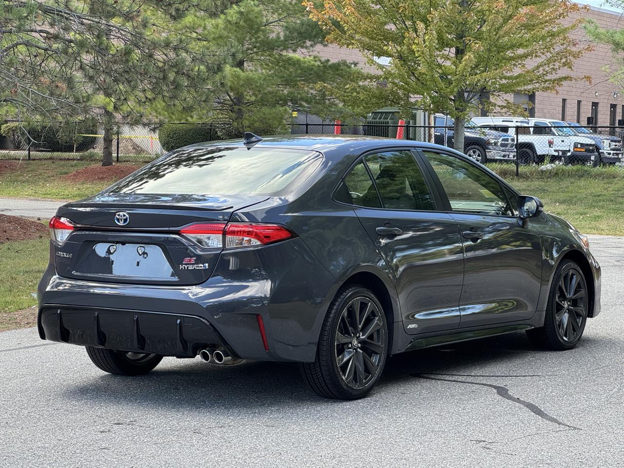 Toyota Corolla Hybrid LE AWD (Natl) 2024