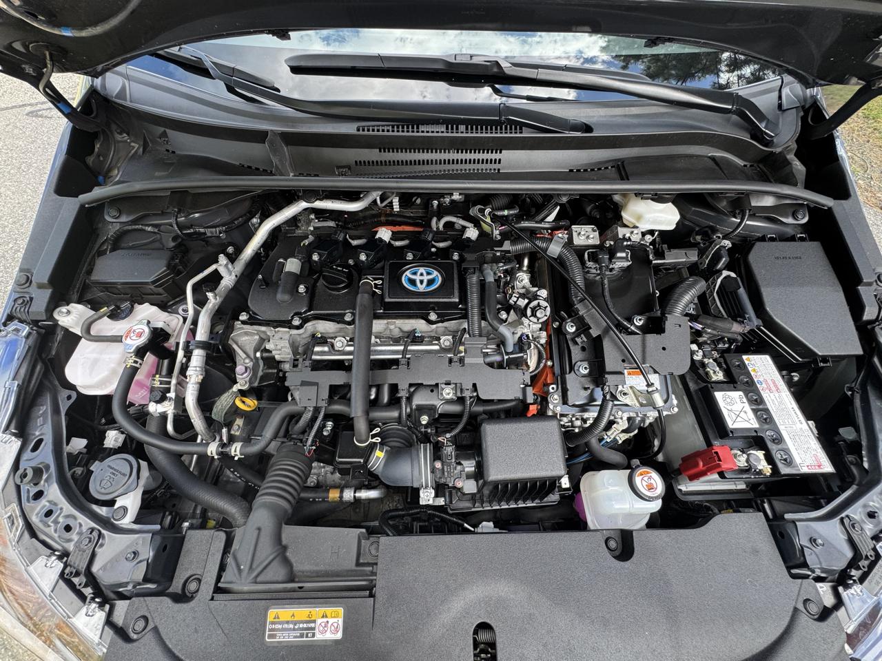 Toyota Corolla Hybrid LE AWD (Natl) 2024