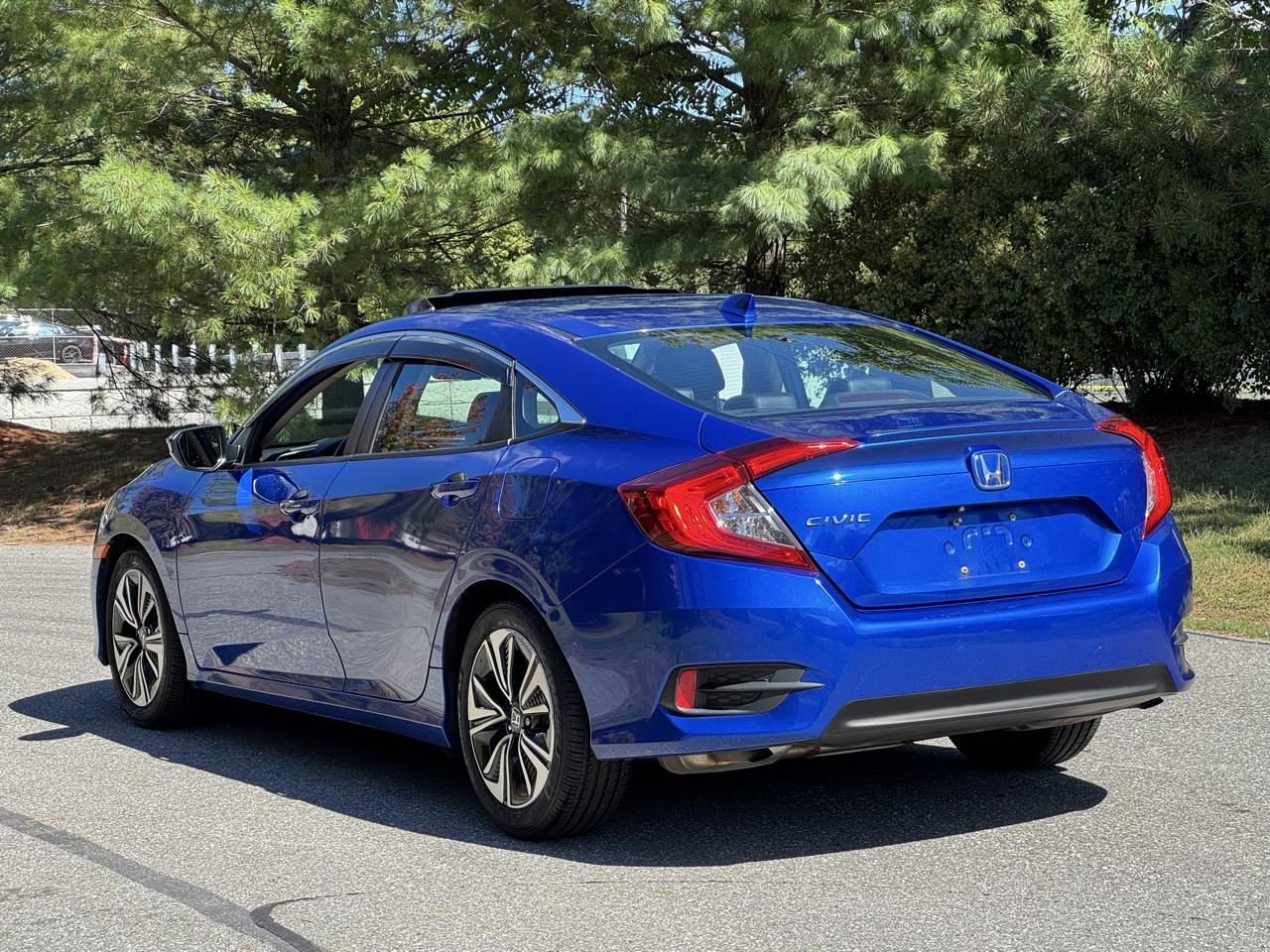 Honda Civic Sedan 4dr CVT EX-L w/Navi 2016