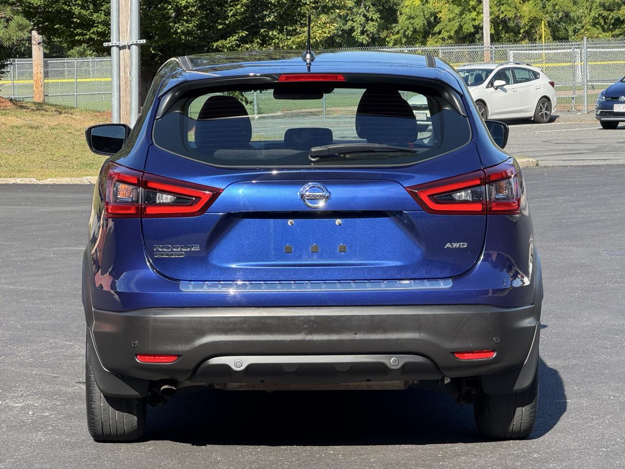 Nissan Rogue Sport  2020
