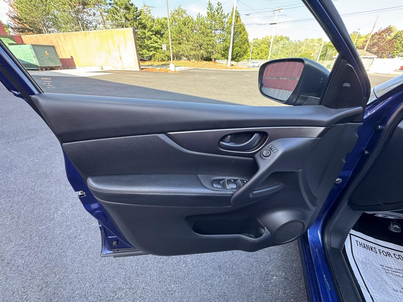 Nissan Rogue Sport  2020
