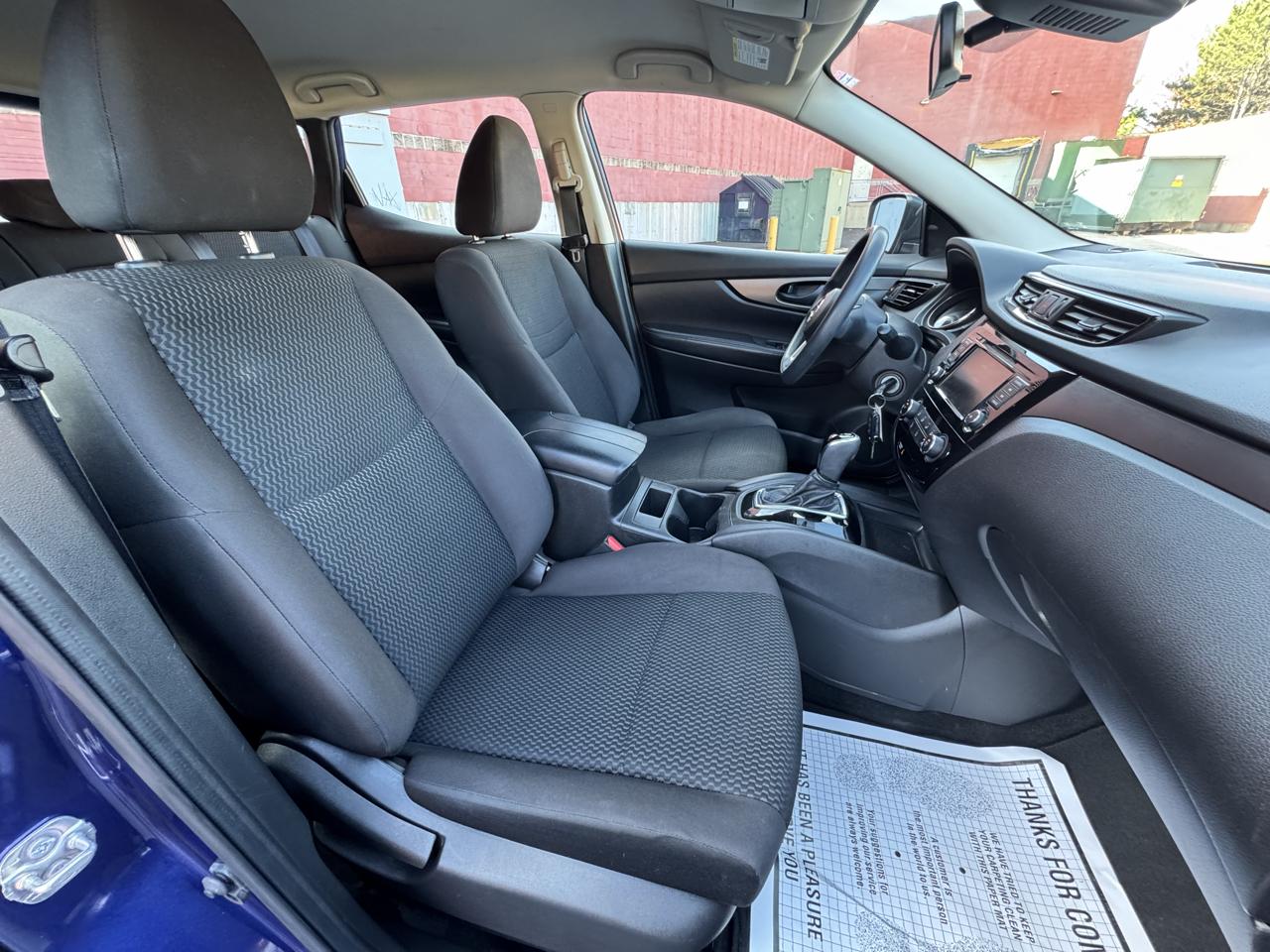 Nissan Rogue Sport  2020