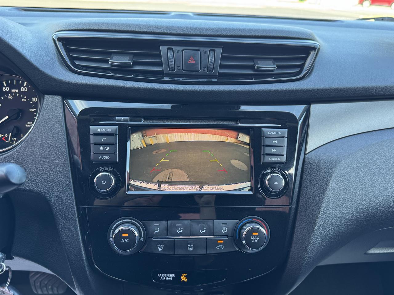 Nissan Rogue Sport  2020