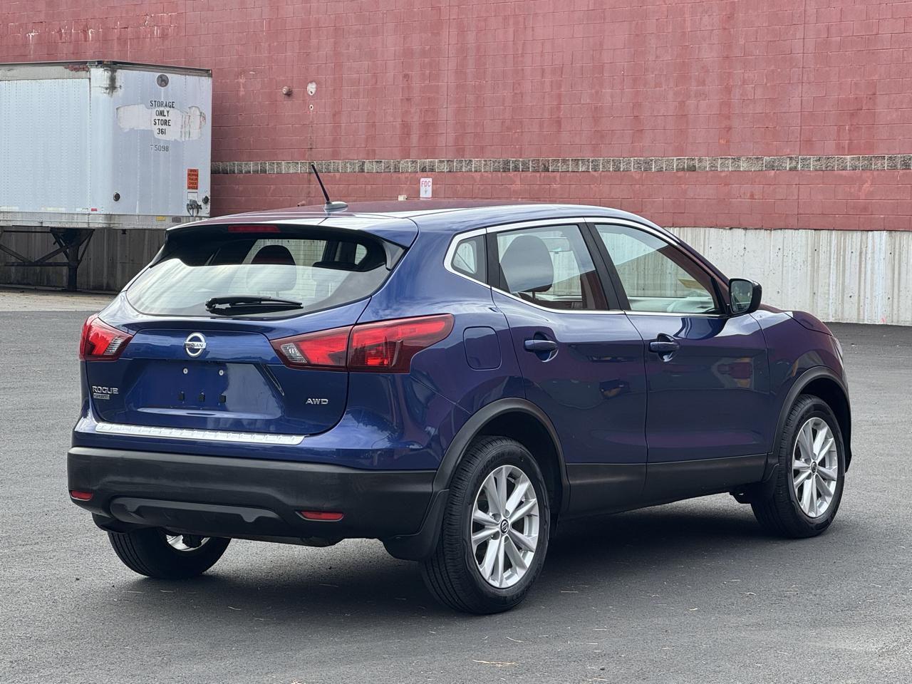 Nissan Rogue Sport  2019