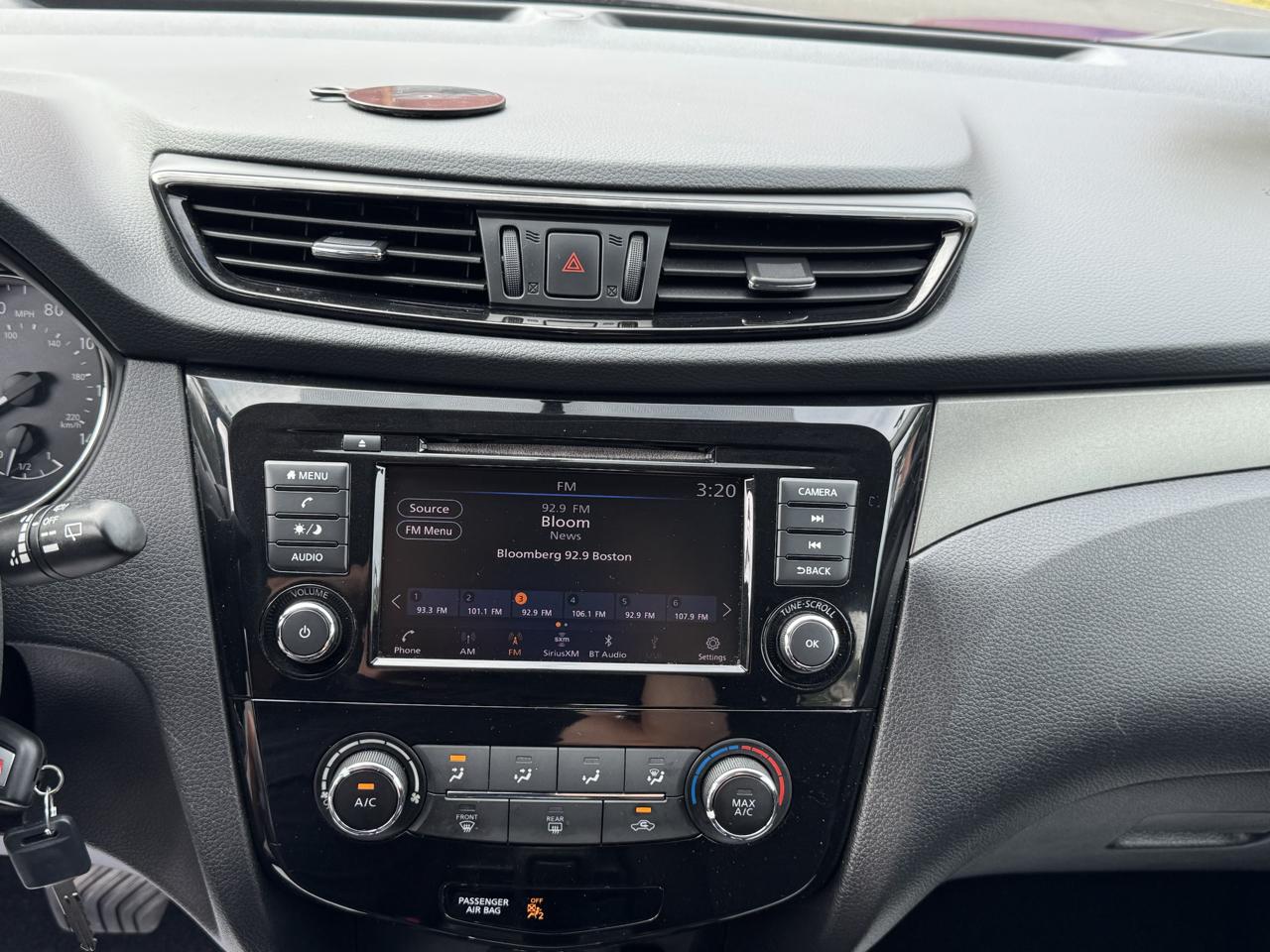 Nissan Rogue Sport  2019