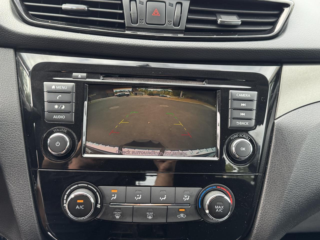 Nissan Rogue Sport  2019