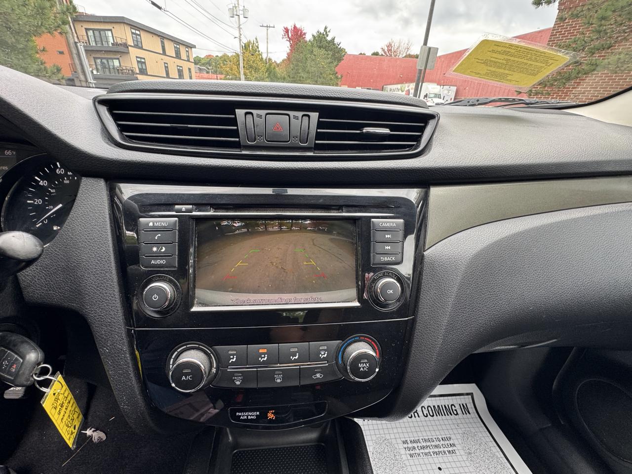 Nissan Rogue Sport  2019