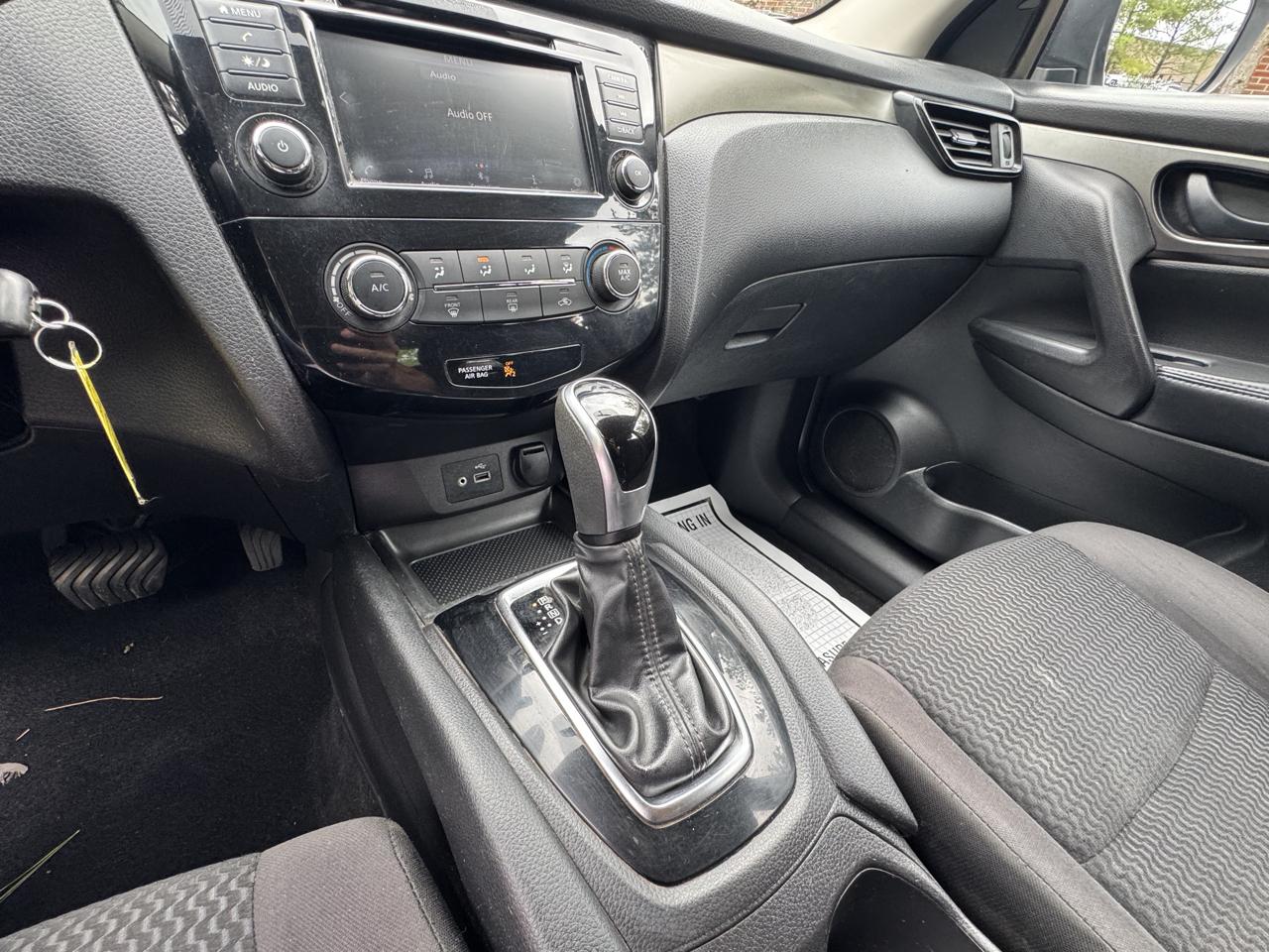 Nissan Rogue Sport  2019