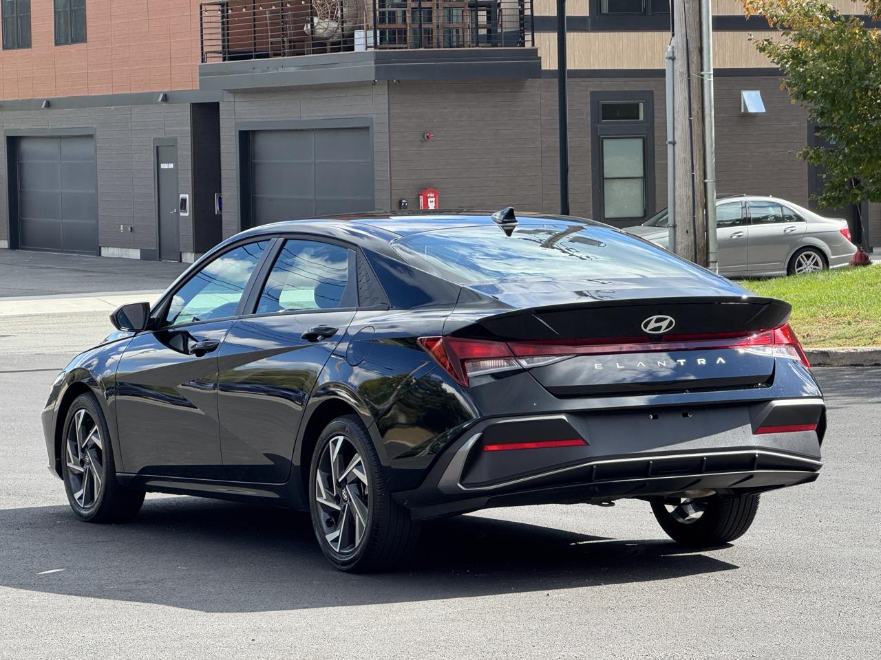 Hyundai Elantra SEL Sport IVT 2025