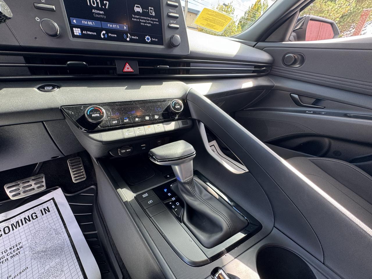 Hyundai Elantra SEL Sport IVT 2025