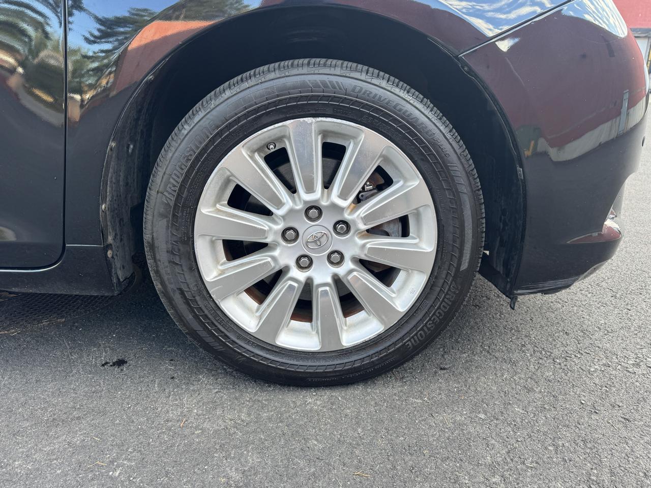 Toyota Sienna 5dr 7-Pass Van XLE Premium AWD (Natl) 2016