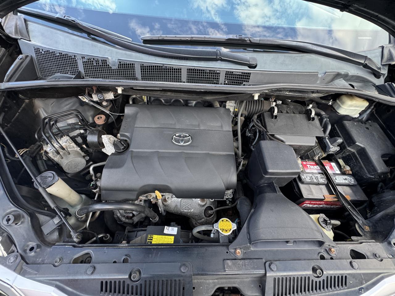 Toyota Sienna 5dr 7-Pass Van XLE Premium AWD (Natl) 2016