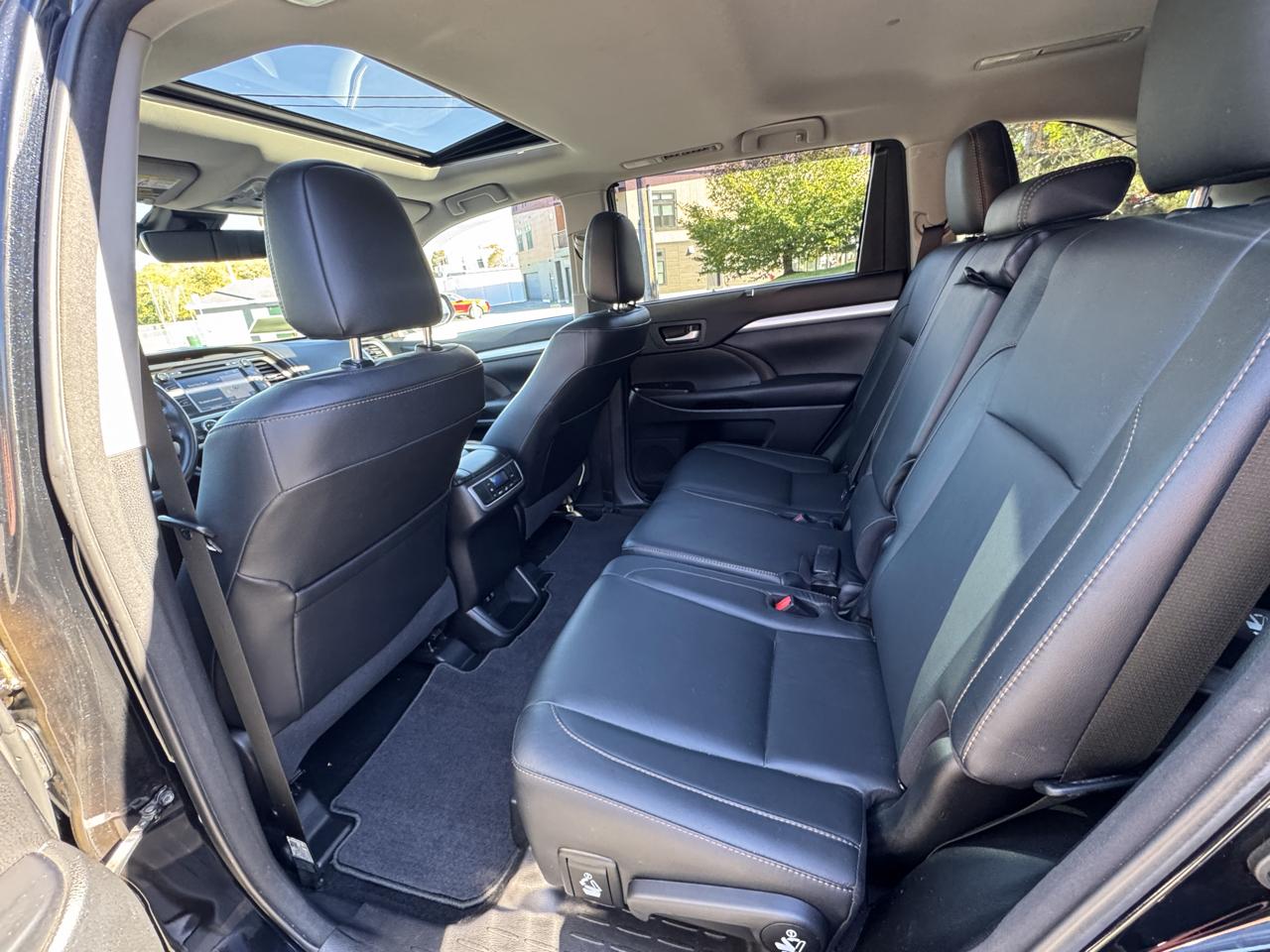 Toyota Highlander XLE V6 AWD (Natl) 2018