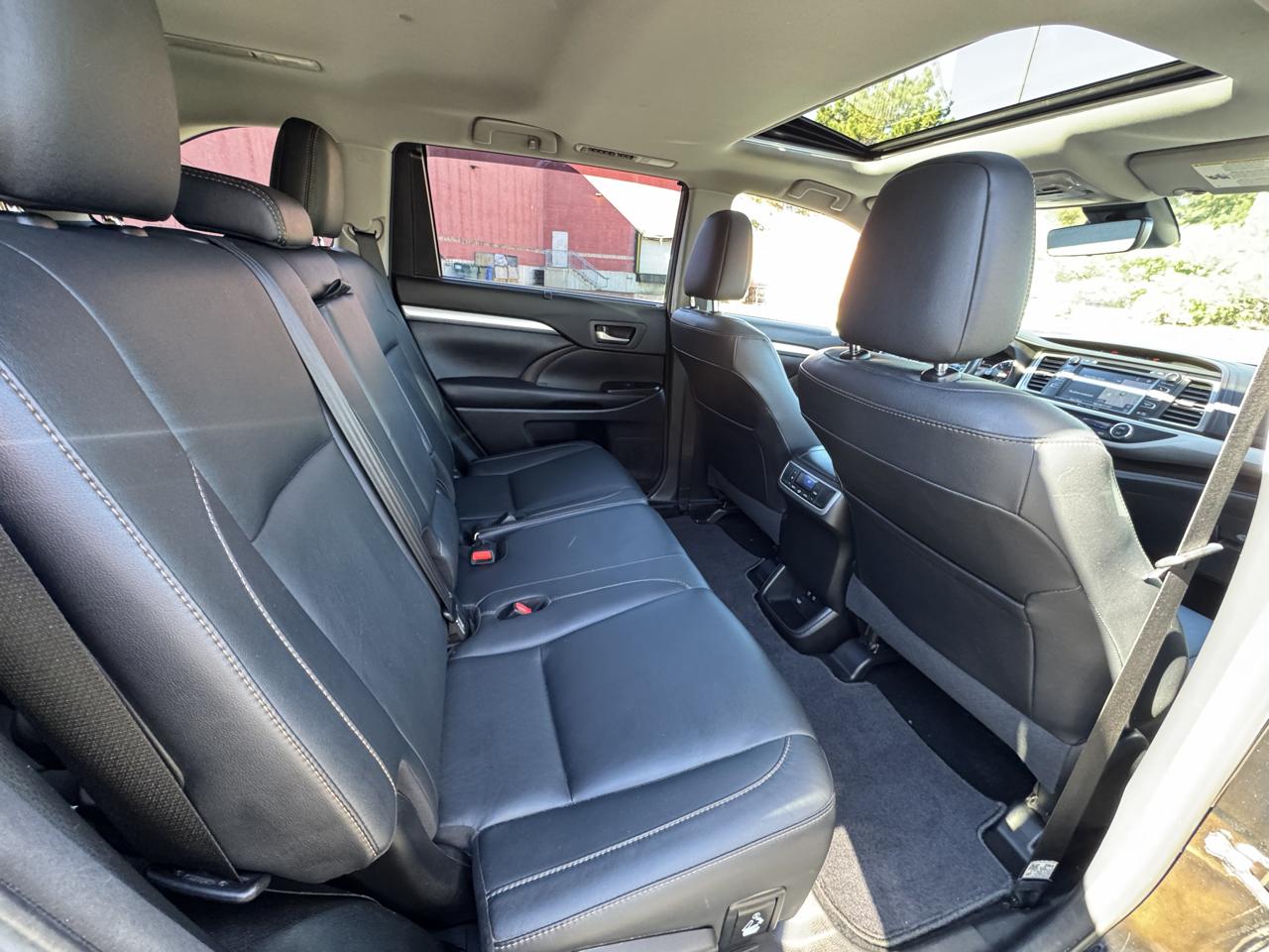 Toyota Highlander XLE V6 AWD (Natl) 2018