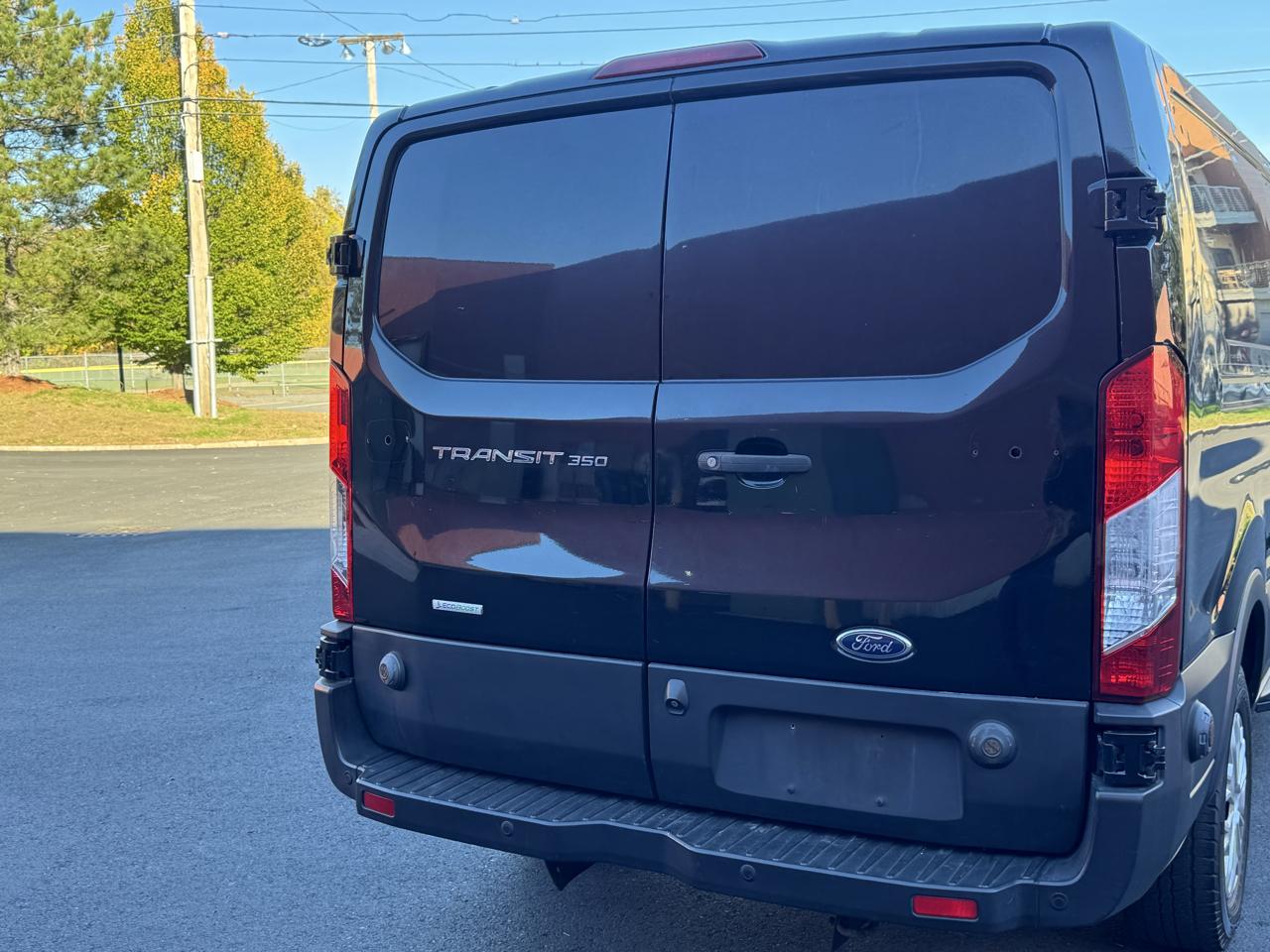 Ford Transit Van T-350 148" Low Rf 9500 GVWR Swing-Out RH Dr 2019