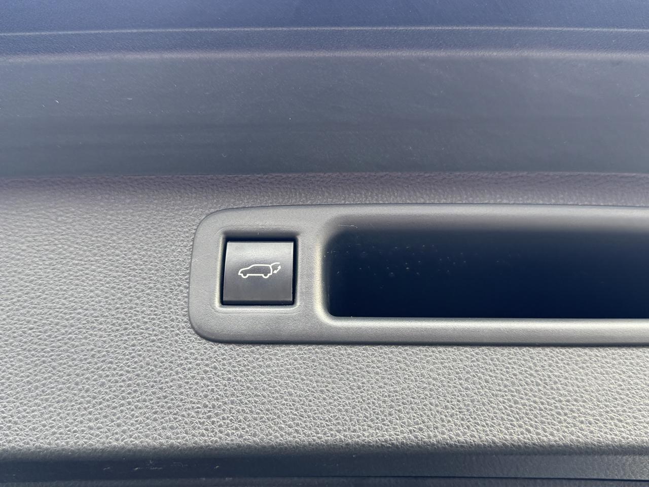 Toyota Highlander  2021