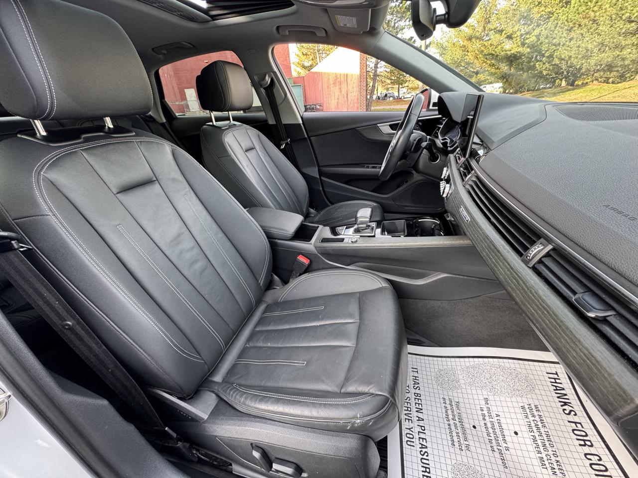 Audi A4 Sedan Premium 40 TFSI quattro 2021