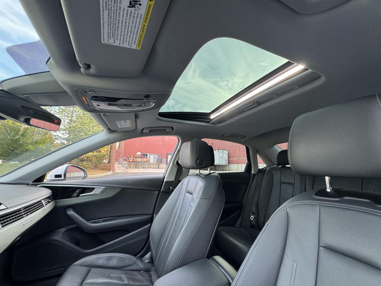 Audi A4 Sedan Premium 40 TFSI quattro 2021