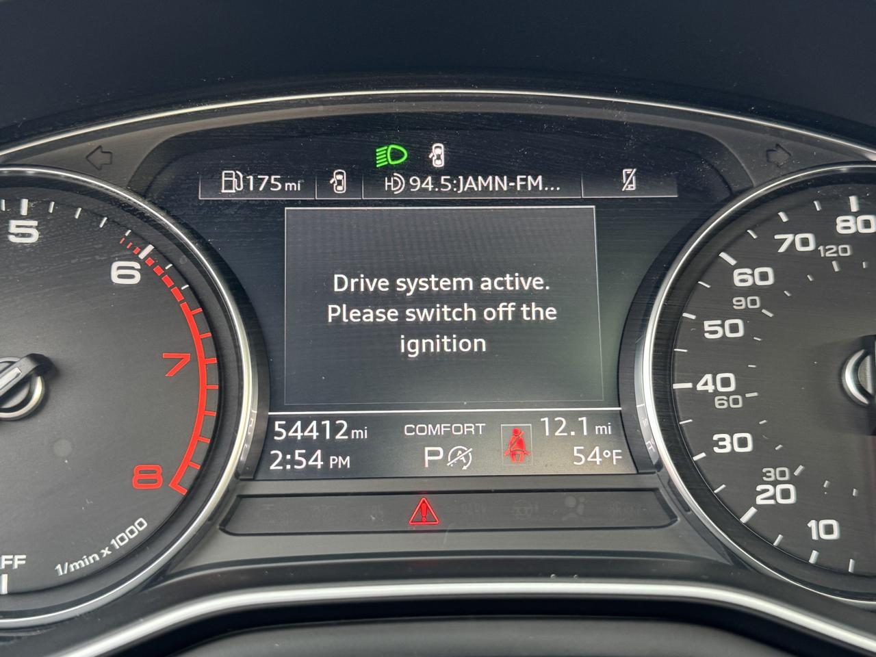Audi A4 Sedan Premium 40 TFSI quattro 2021