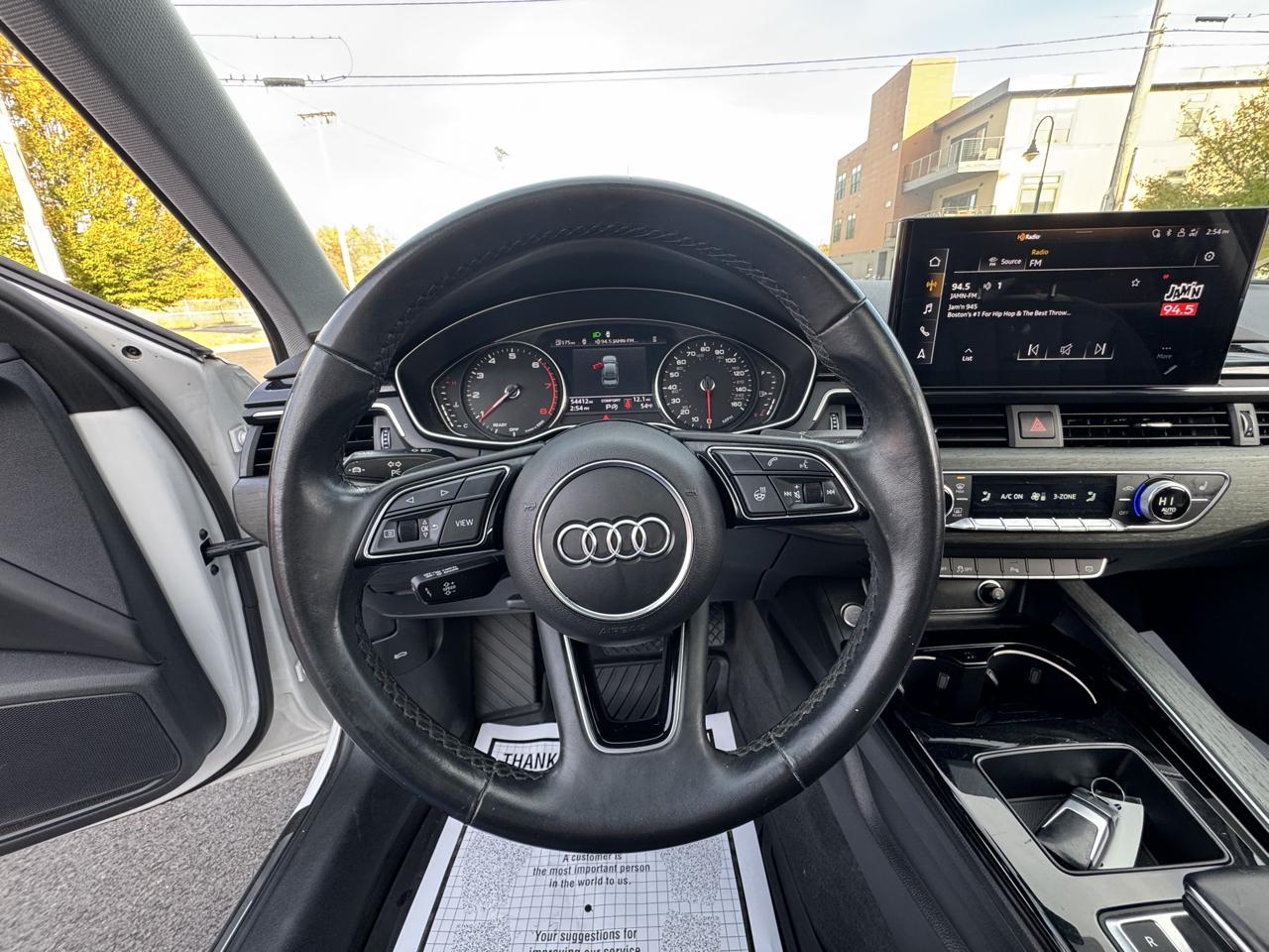 Audi A4 Sedan Premium 40 TFSI quattro 2021
