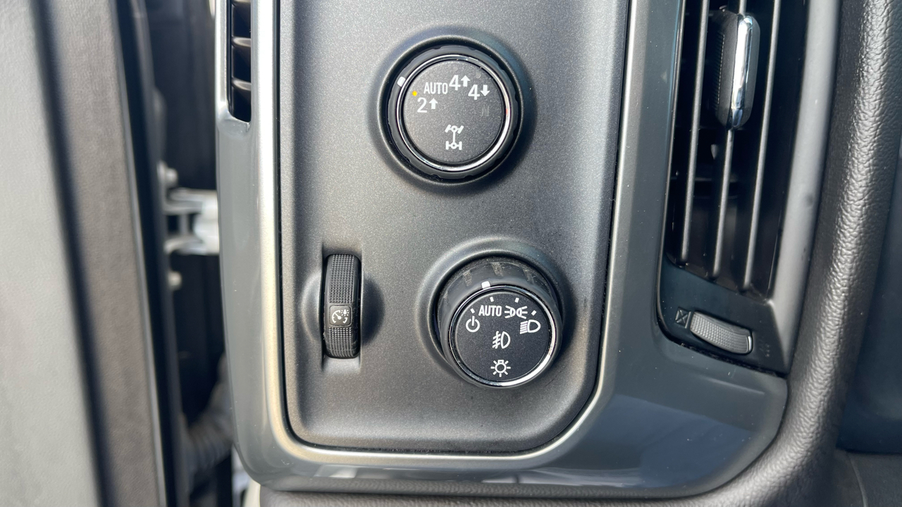 Chevrolet Silverado 1500 LT Double Cab 4WD 2017