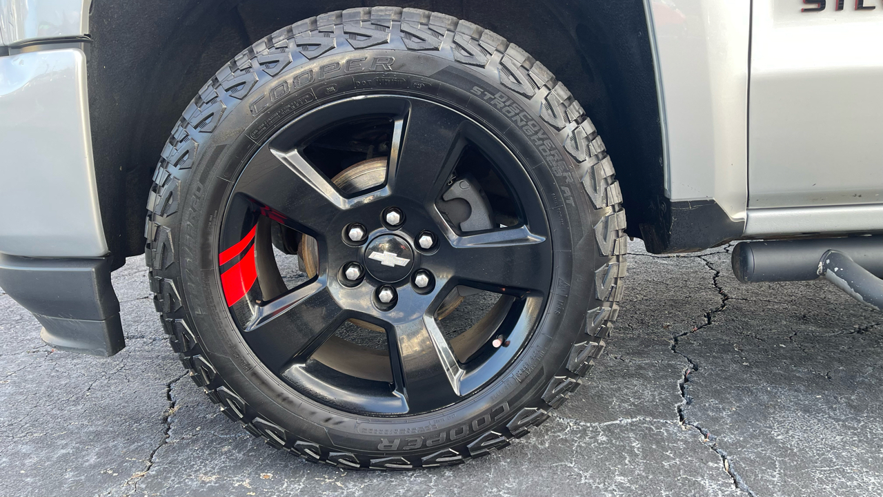 Chevrolet Silverado 1500 LT Double Cab 4WD 2017