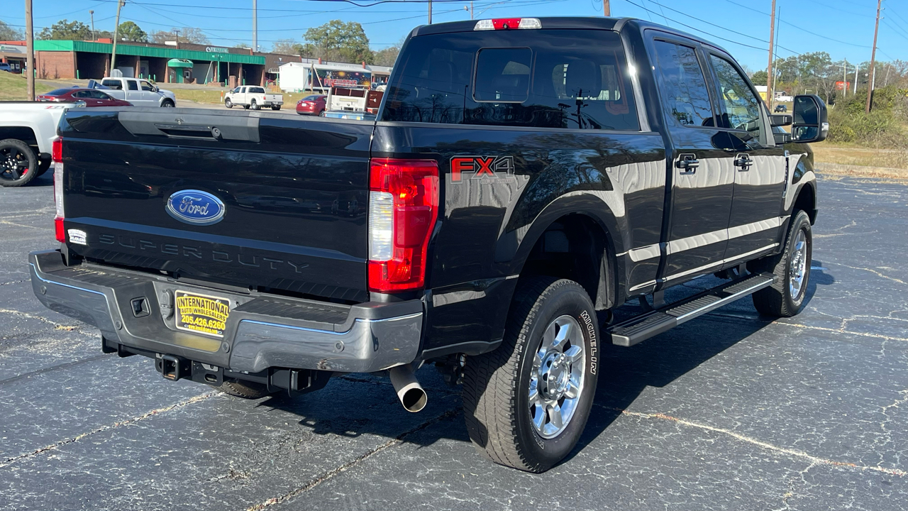 Ford F-250 SD Lariat Crew Cab 4WD 2019