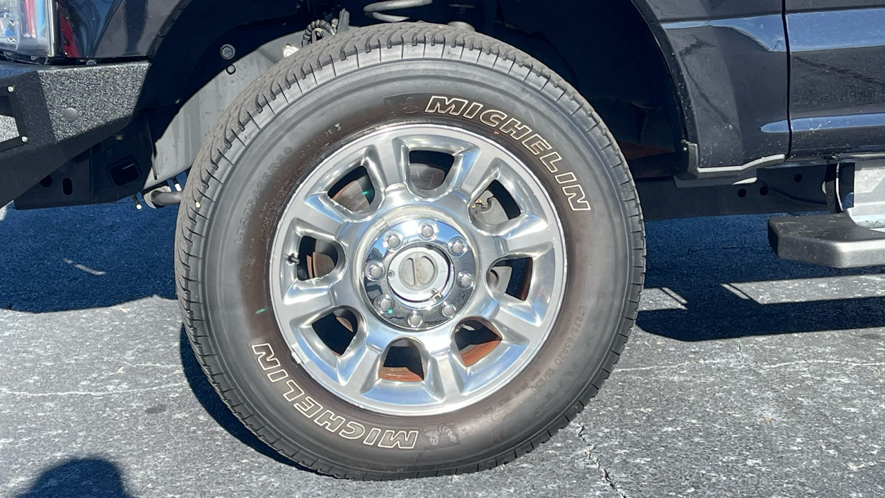 Ford F-250 SD Lariat Crew Cab 4WD 2019