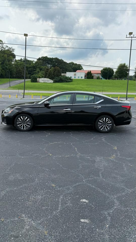 Nissan Altima 2.5 SV 2023