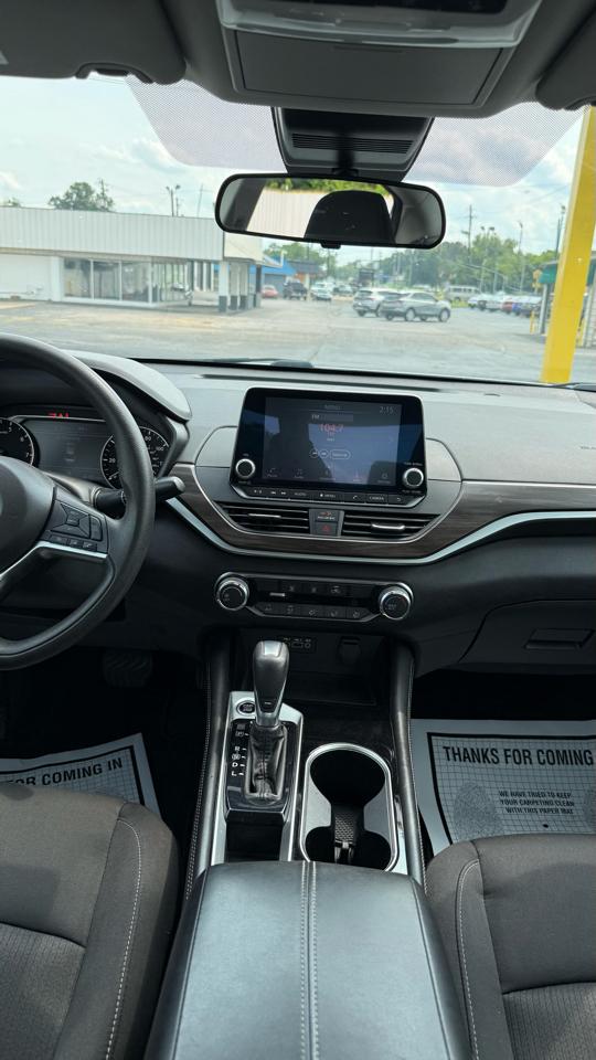 Nissan Altima 2.5 SV 2023