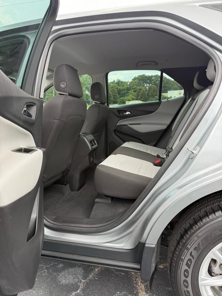 Chevrolet Equinox LS 2WD 2024