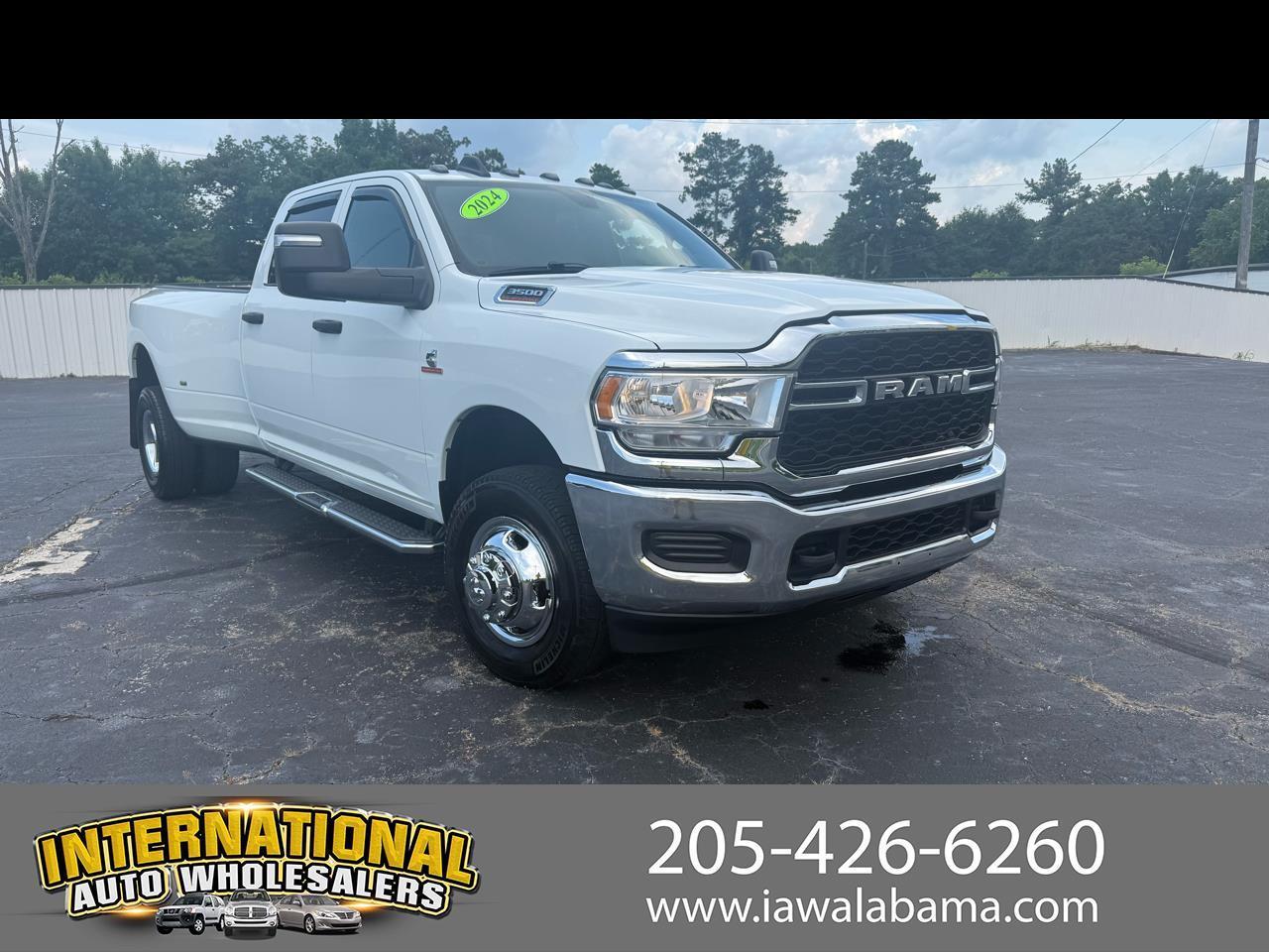 2024 RAM 3500 Tradesman Crew Cab 4WD DRW