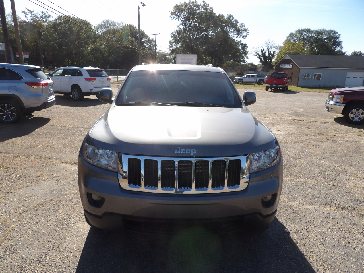 Jeep Grand Cherokee Laredo 2WD 2013 Jeep Grand Cherokee Laredo 2WD 2013