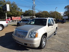 2007 GMC Yukon Denali 