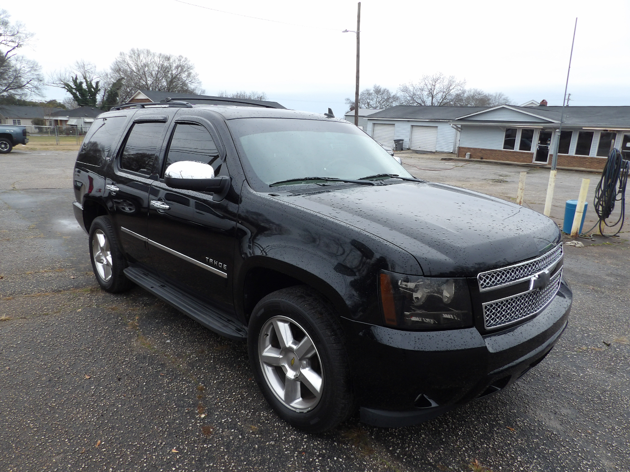 Chevrolet Tahoe LTZ 2WD 2011
