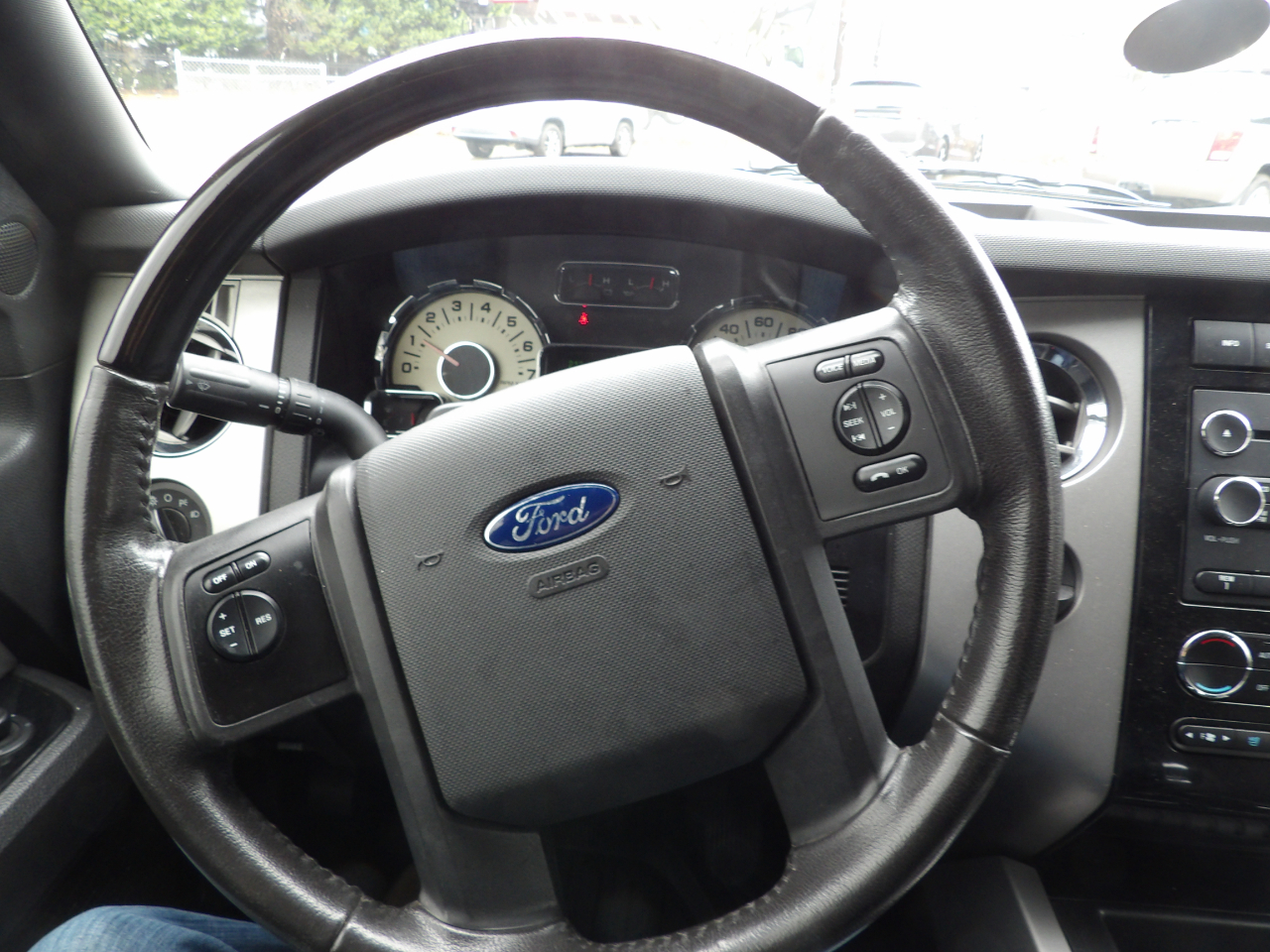 Ford Expedition EL Limited 2WD 2012