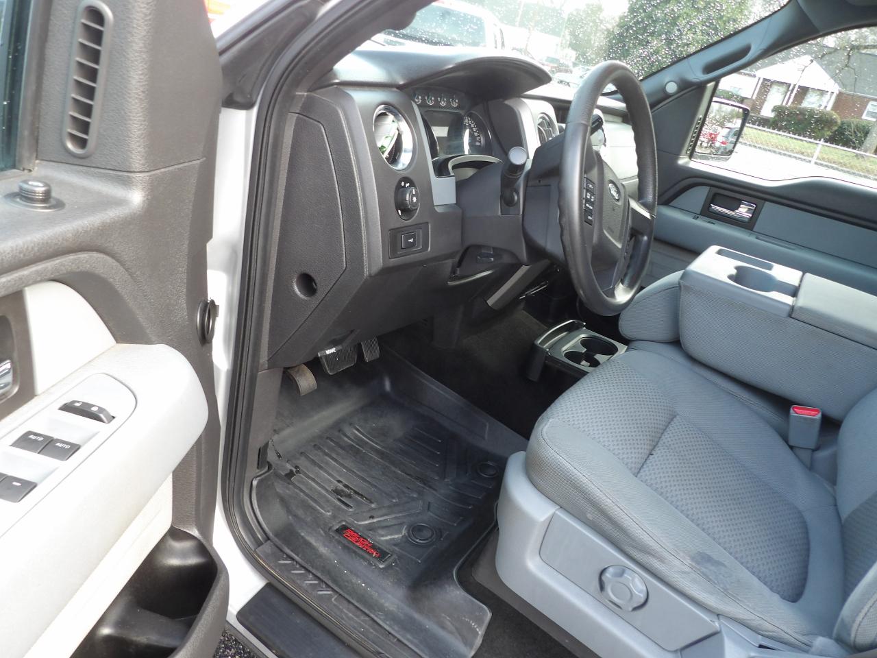 Ford F-150 Platinum SuperCrew 6.5-ft. Bed 4WD 2014