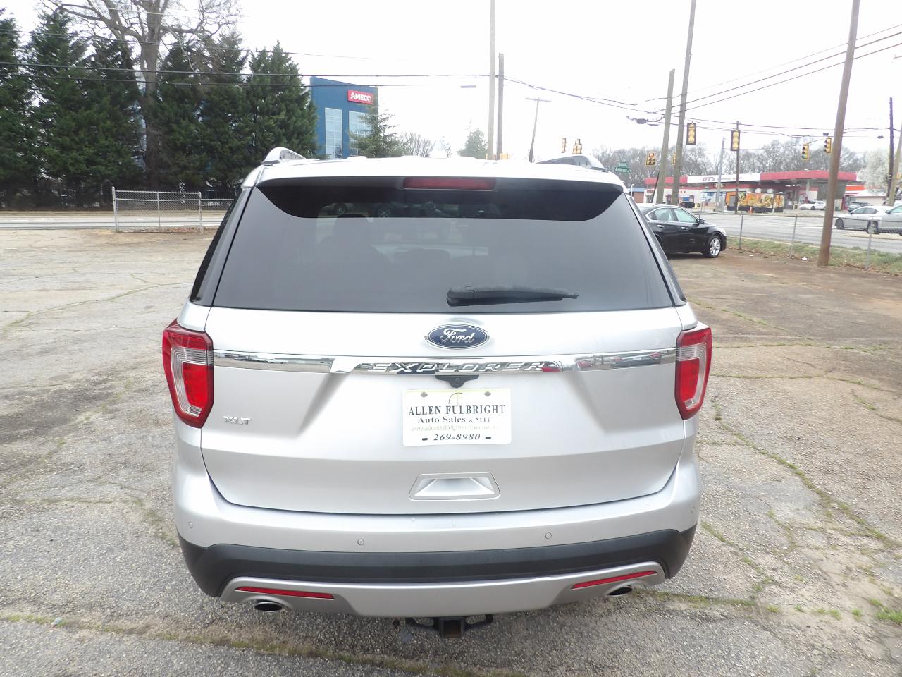 Ford Explorer XLT FWD 2017