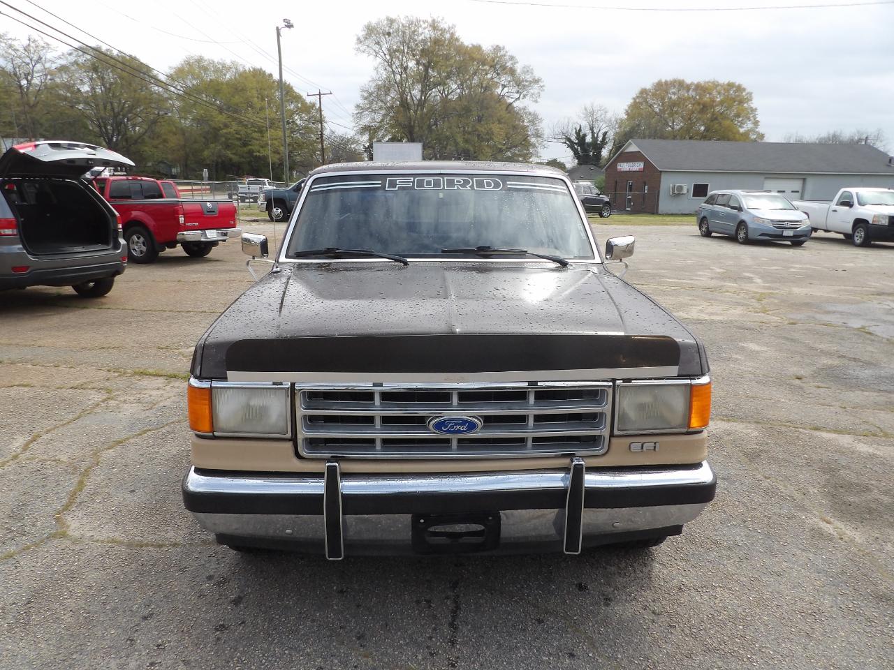 Ford F-150 S Reg. Cab Short Bed 2WD 1988