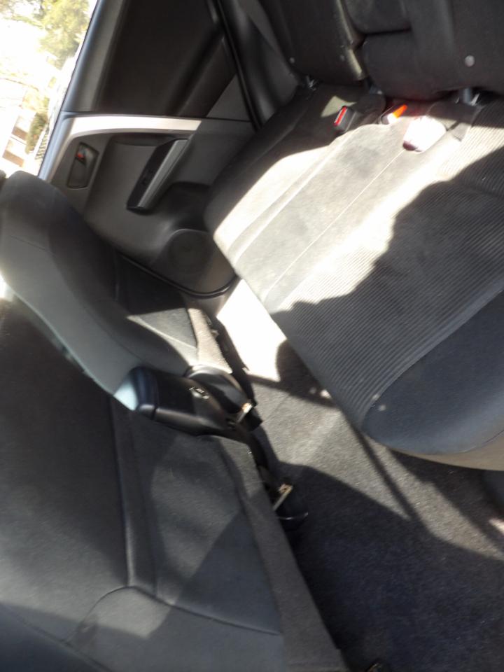 Toyota RAV4 LE FWD 2018