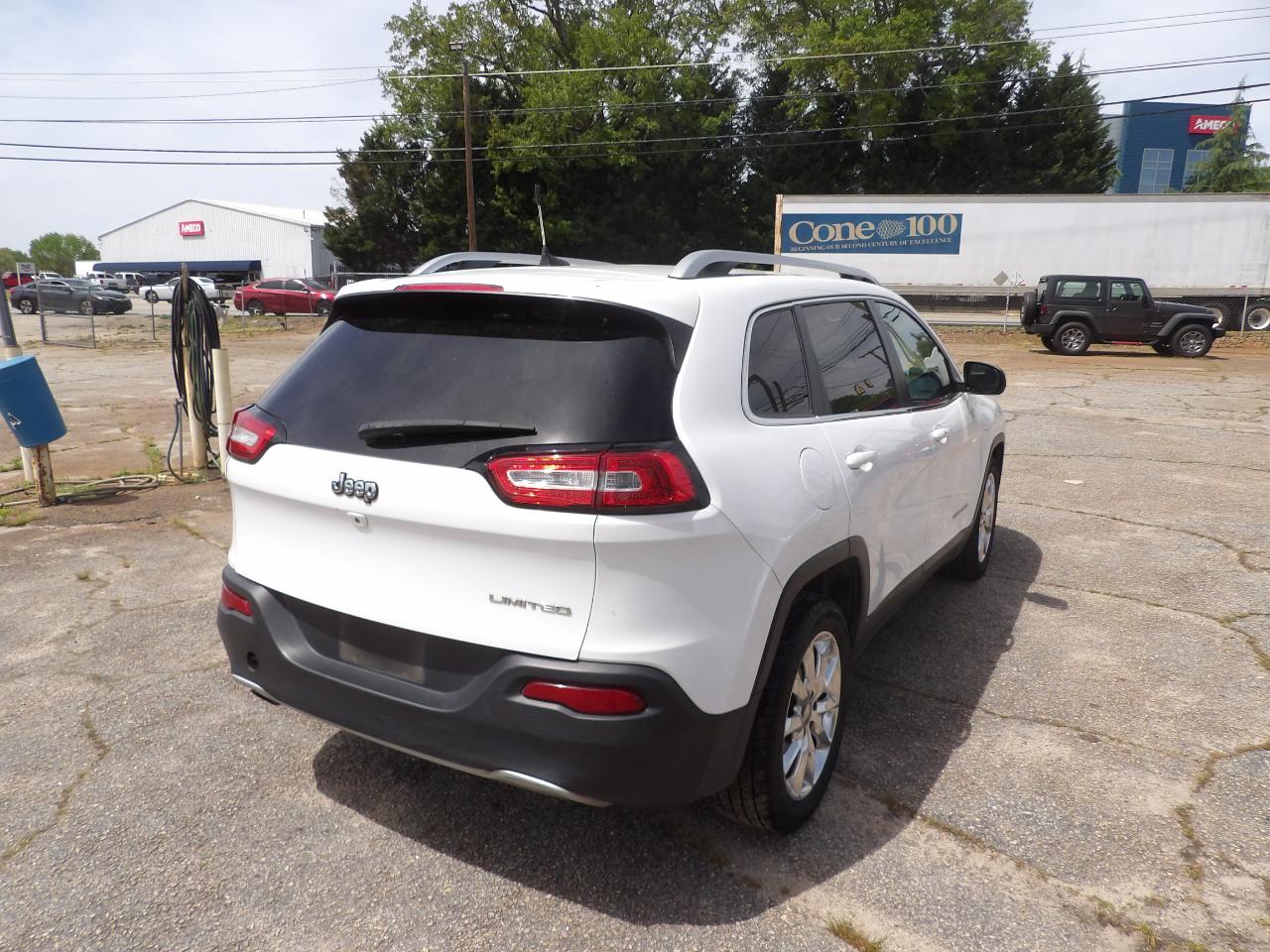 Jeep Cherokee Limited FWD 2016