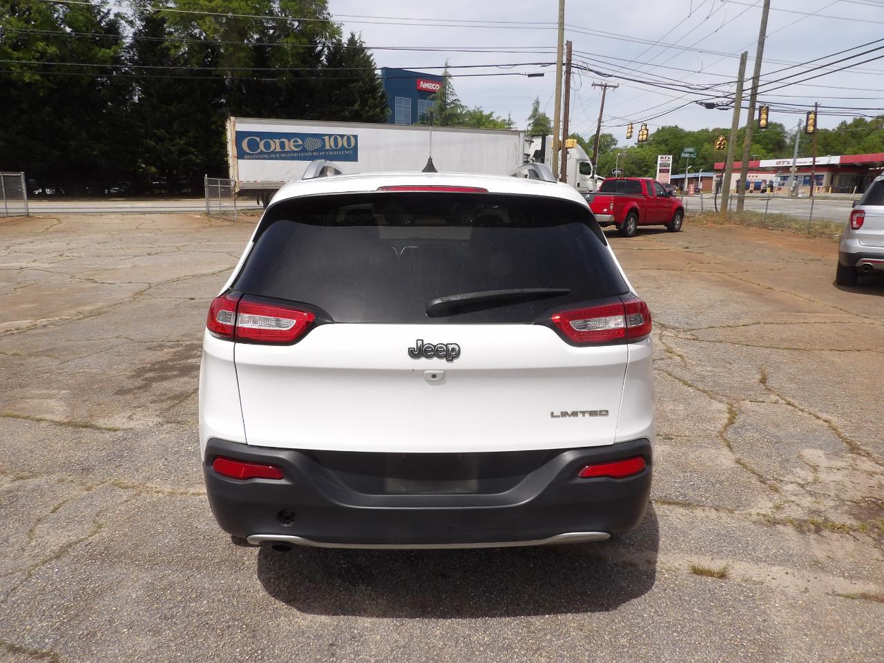 Jeep Cherokee Limited FWD 2016