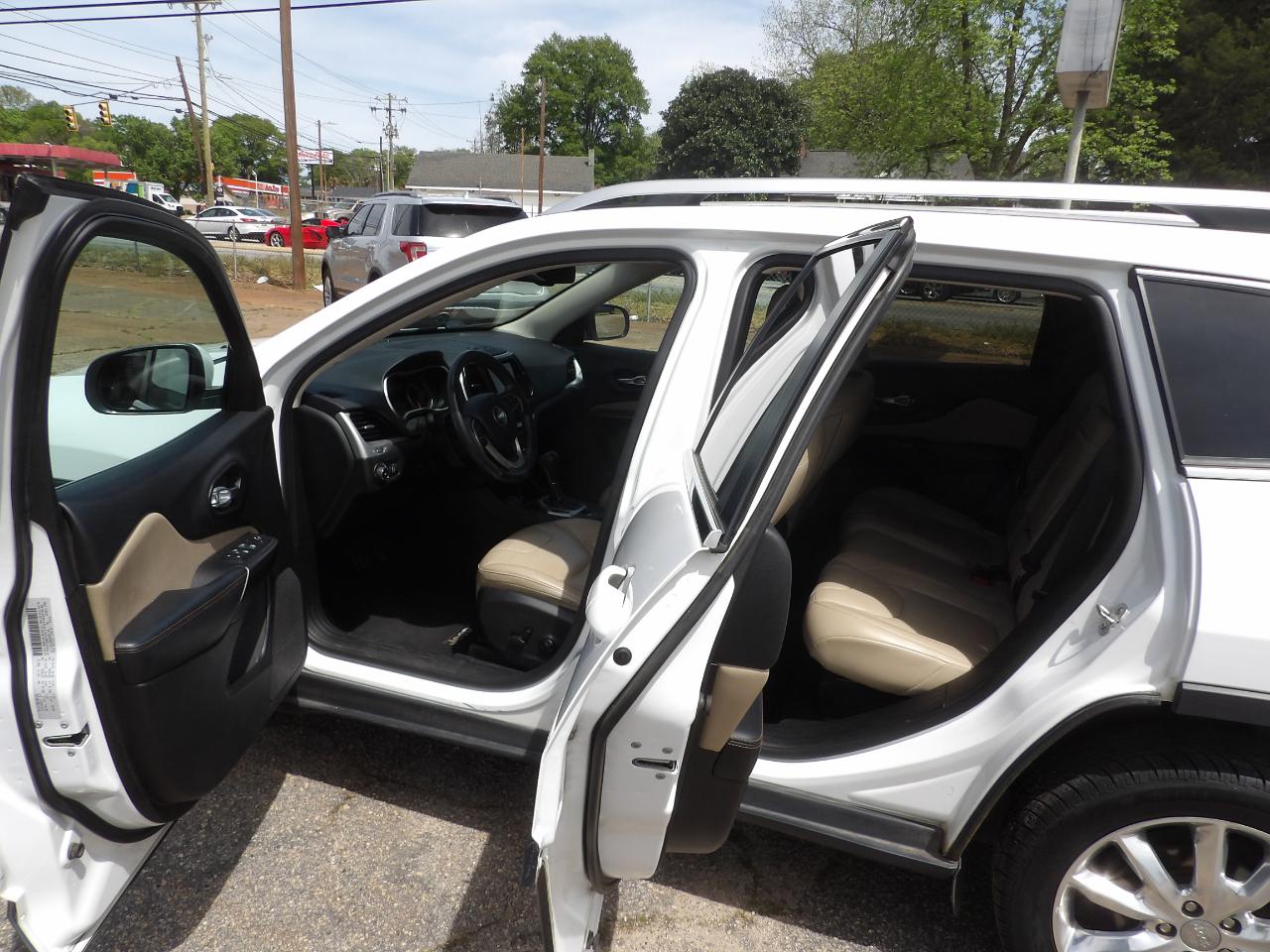 Jeep Cherokee Limited FWD 2016