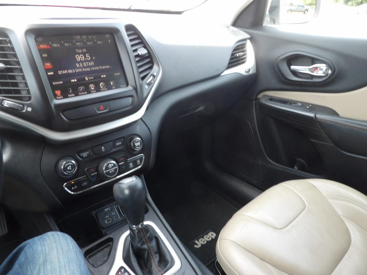 Jeep Cherokee Limited FWD 2016